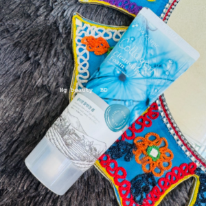 Pure Radiance Foaming Facial Cleanser